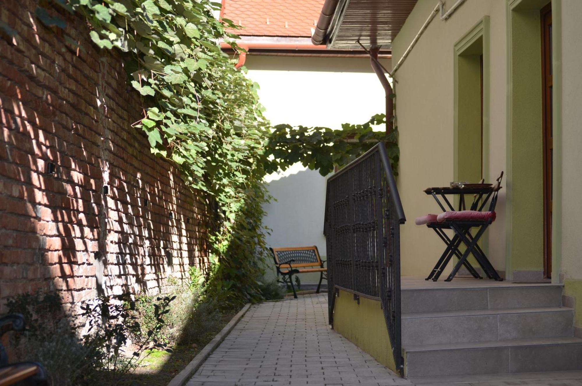 Casa Puscariu Apartamento Braşov Exterior foto
